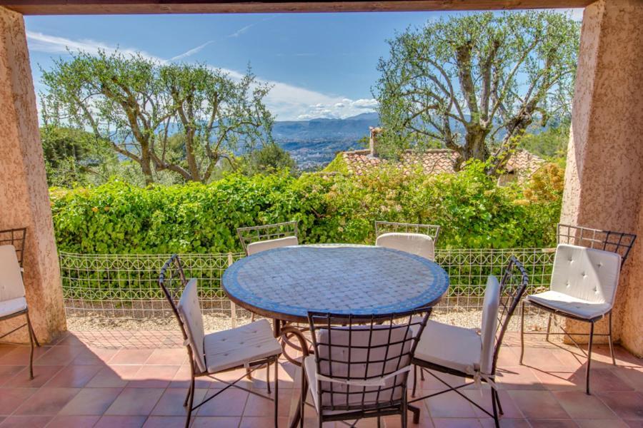 Domaine Du Mont Leuze Villa Villefranche-sur-Mer Bagian luar foto